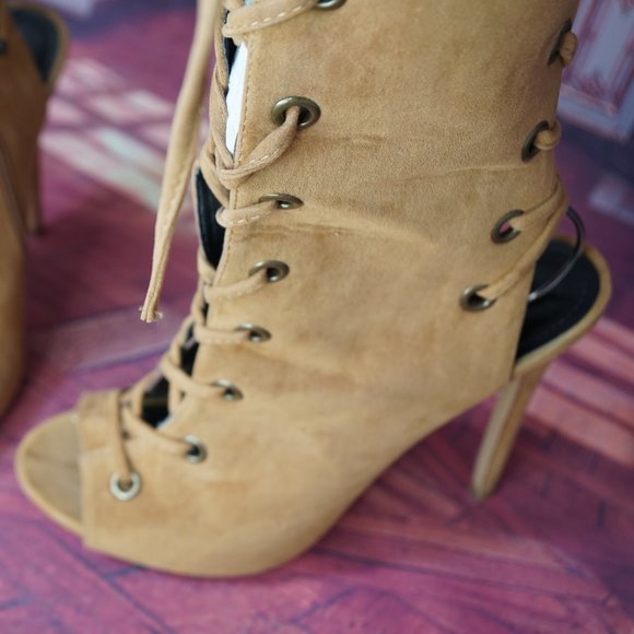 SHOE REPUBLIC NOAH Laceup Knee boot Tan Sz8 - Picture 5 of 14